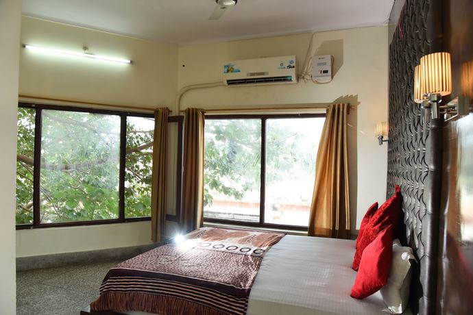 Imagen de la habitación del Hotel Ganga Basin. Foto 13