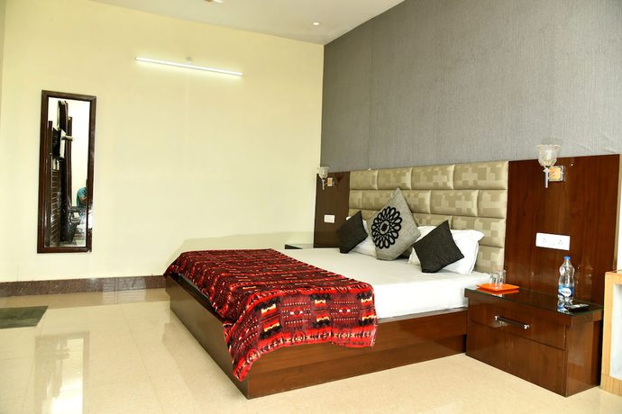 Imagen de la habitación del Hotel Ganga Basin. Foto 19
