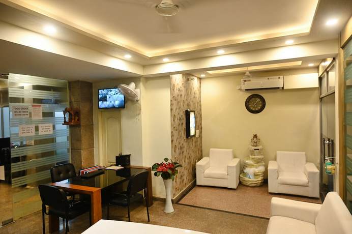 Imagen de los interiores del Hotel Ganga Darshanam Guest House. Foto 18