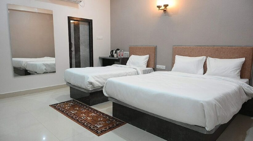 Imagen de la habitación del Hotel Ganga Kaveri. Foto 19