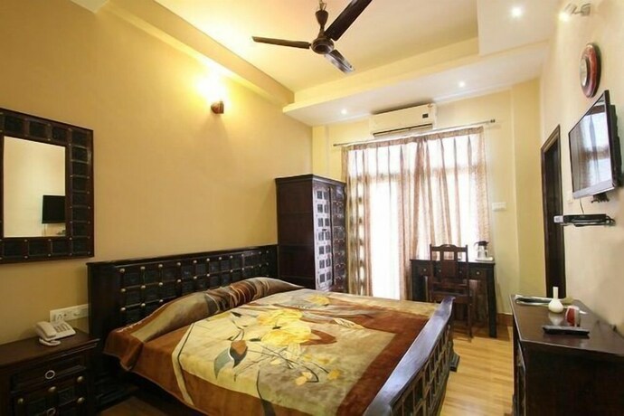 Imagen de la habitación del Hotel Ganga Monastery. Foto 23