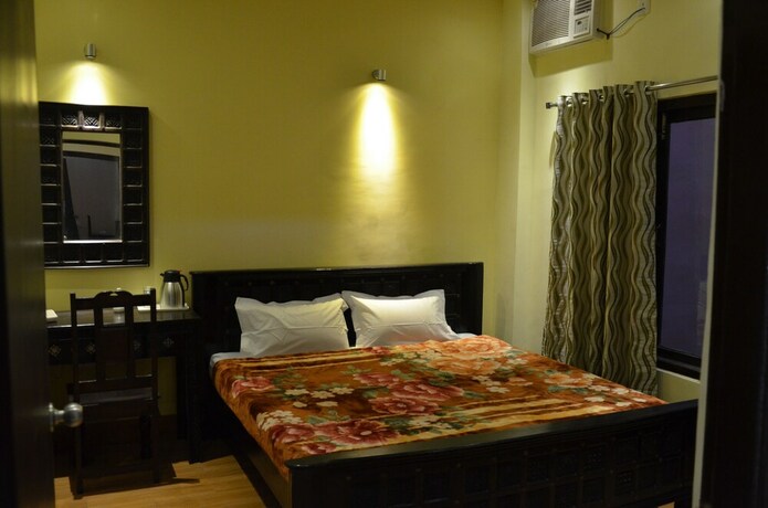 Imagen de la habitación del Hotel Ganga Monastery. Foto 28