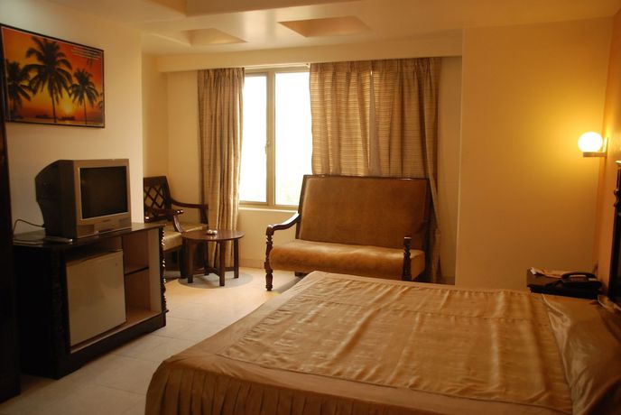 Imagen de la habitación del Hotel Ganga Ratan. Foto 10
