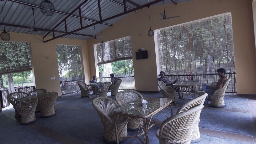 Imagen del bar/restaurante del Hotel Ganga Yog Retreat by Yog Gurukul. Foto 3