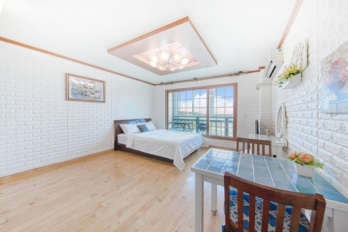 Imagen de la habitación del Hotel Ganghwa Ara Pension. Foto 3