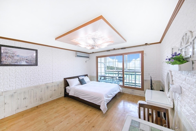 Imagen de la habitación del Hotel Ganghwa Ara Pension. Foto 6