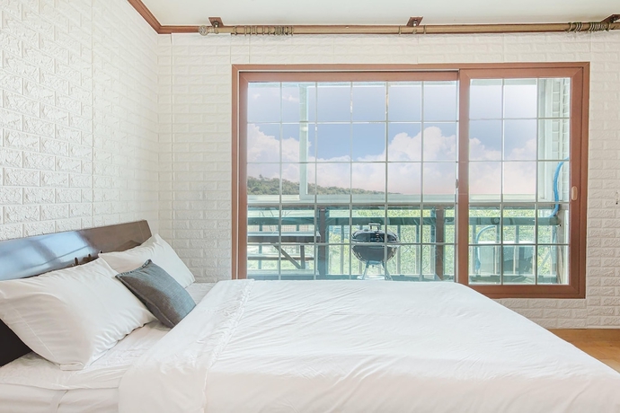 Imagen de la habitación del Hotel Ganghwa Ara Pension. Foto 11