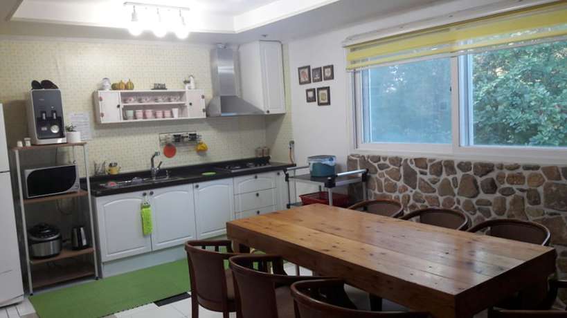 Imagen de la habitación del Hotel Ganghwa Donggeom Noeul Pension. Foto 8