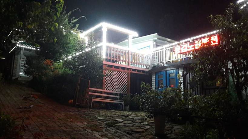 Imagen general del Hotel Ganghwa Donggeom Noeul Pension. Foto 1