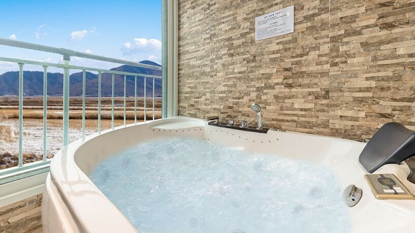 Imagen de la habitación del Hotel Ganghwa Ecopensionandglamping. Foto 17