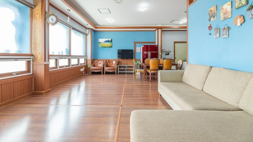 Imagen de la habitación del Hotel Ganghwa Edenjungwon Pension. Foto 17