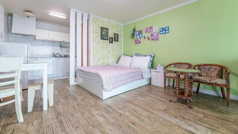 Imagen de la habitación del Hotel Ganghwa Edenjungwon Pension. Foto 19