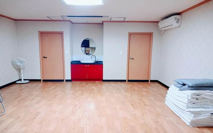 Imagen de la habitación del Hotel Ganghwado Freshia Tourist Hotel. Foto 17