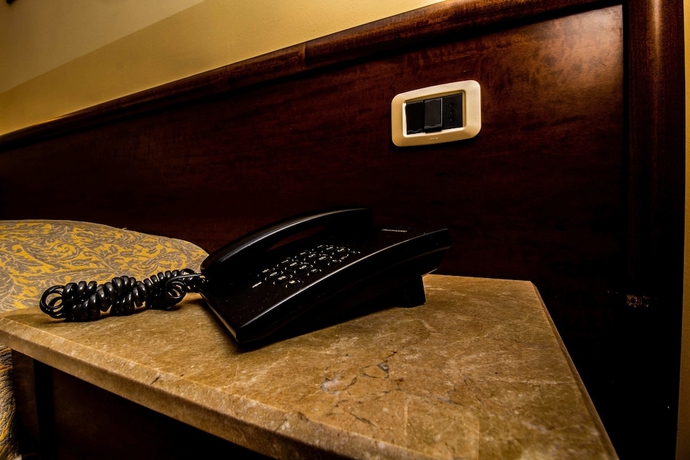 Imagen de la habitación del Hotel Gangi. Foto 10