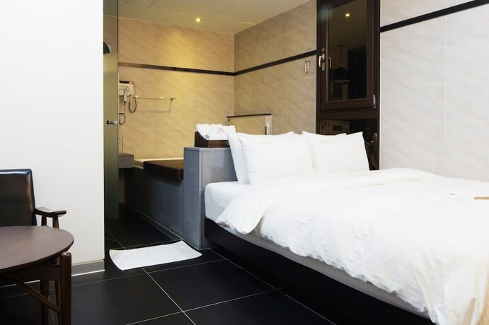 Imagen de la habitación del Hotel Gangnam Campus. Foto 11
