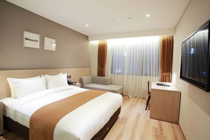 Imagen de la habitación del Hotel Gangneung City. Foto 17