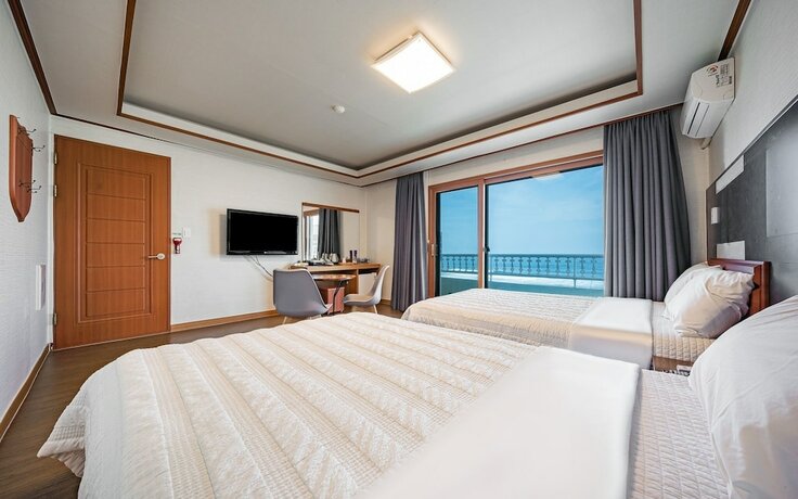 Imagen de la habitación del Hotel Gangneung Gyeongpodae Interpark. Foto 14