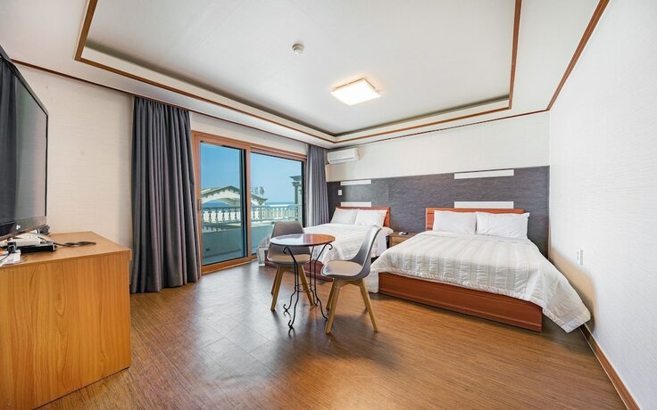 Imagen de la habitación del Hotel Gangneung Gyeongpodae Interpark. Foto 20