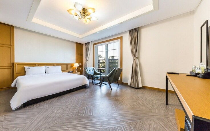 Imagen de la habitación del Hotel Gangneung Gyeongpodae La Mer. Foto 16