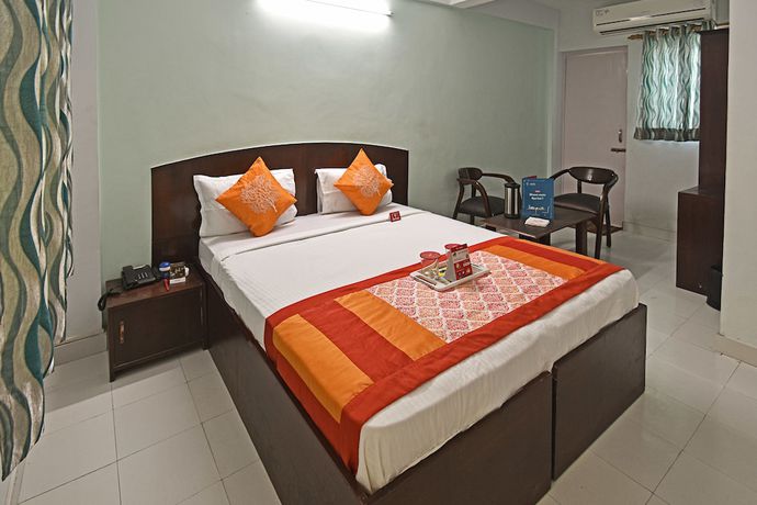 Imagen de la habitación del Hotel Gangotri, Haridwar. Foto 6