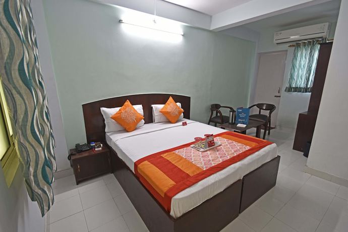 Imagen de la habitación del Hotel Gangotri, Haridwar. Foto 7