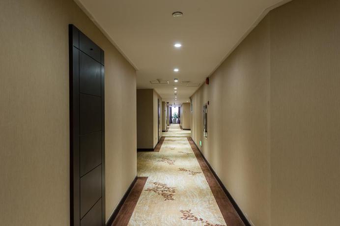 Imagen de los interiores del Hotel Gangrun Guangzhou Beijing Road Branch. Foto 7