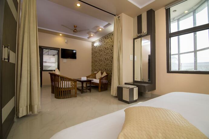 Imagen de la habitación del Hotel Ganpati Palace, Mathura. Foto 4