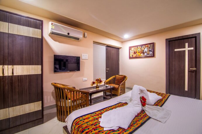 Imagen de la habitación del Hotel Ganpati Palace, Mathura. Foto 9
