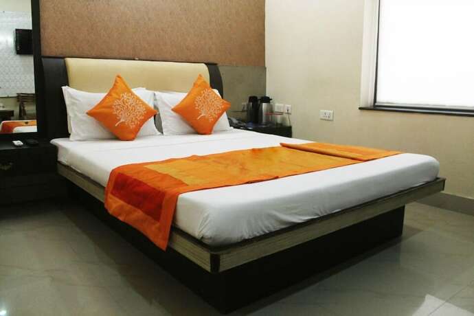 Imagen de la habitación del Hotel Ganpati Palace, Mathura. Foto 12