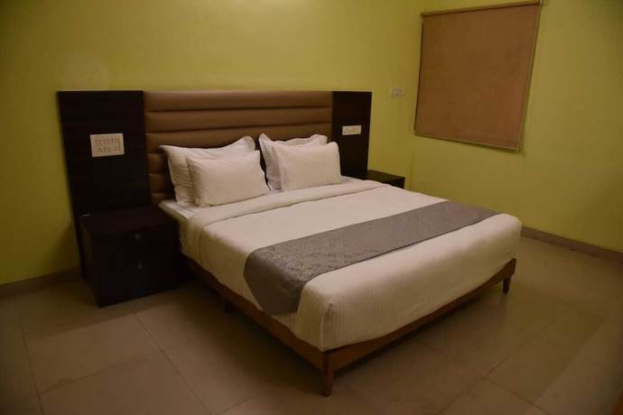Imagen de la habitación del Hotel Ganpati Resort. Foto 5