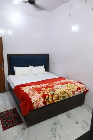 Imagen de la habitación del Hotel Ganpati Shri P. Guest House. Foto 12