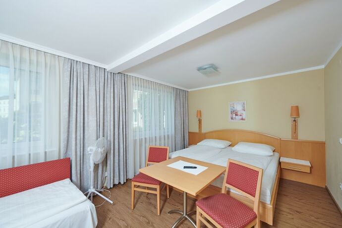 Imagen de la habitación del Hotel Ganslhof, Salzburgo. Foto 16