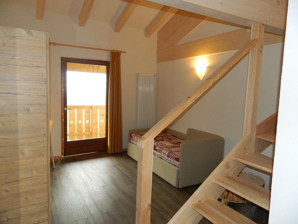 Imagen de la habitación del Hotel Ganzaie. Foto 3