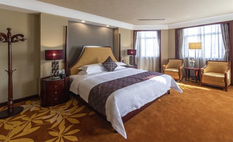 Imagen de la habitación del Hotel Gaoming Country Garden Phoenix. Foto 12