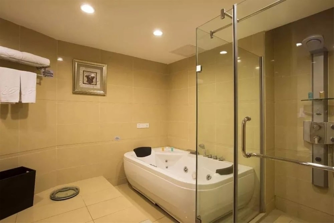 Imagen de la habitación del Hotel Gaoming Country Garden Phoenix. Foto 16