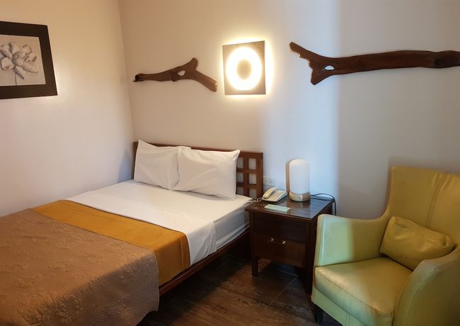 Imagen de la habitación del Hotel Gap Plaza. Foto 9