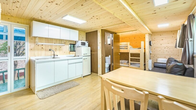 Imagen general del Hotel Gapeyong Donghws Caravan. Foto 7