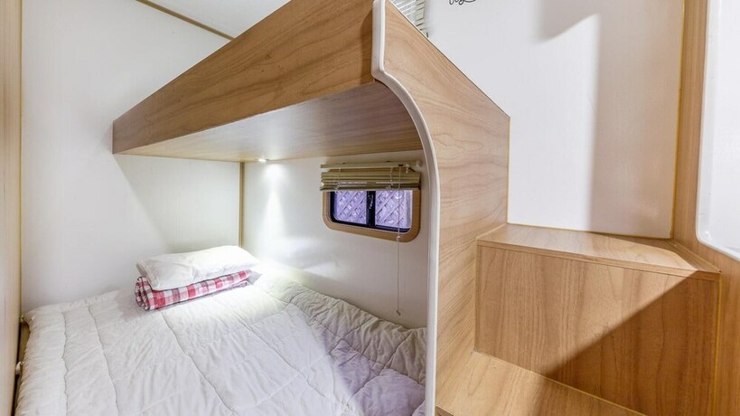 Imagen de la habitación del Hotel Gapeyong Unak Holiday Caravan. Foto 18