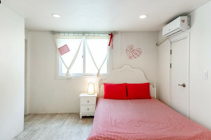 Imagen general del Hotel Gapyeong Bom Kids Gajok Spa Pension. Foto 6