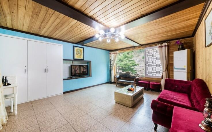 Imagen general del Hotel Gapyeong Haengbogi Meomuneunjip House. Foto 9