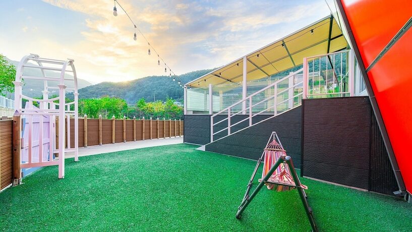 Imagen general del Hotel Gapyeong Iseom Poolvilla Pension. Foto 3