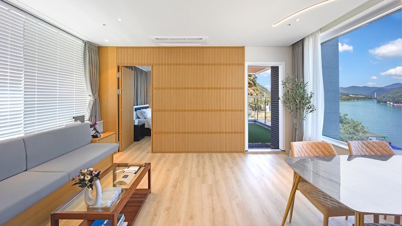 Imagen de la habitación del Hotel Gapyeong Laputa Resort. Foto 13