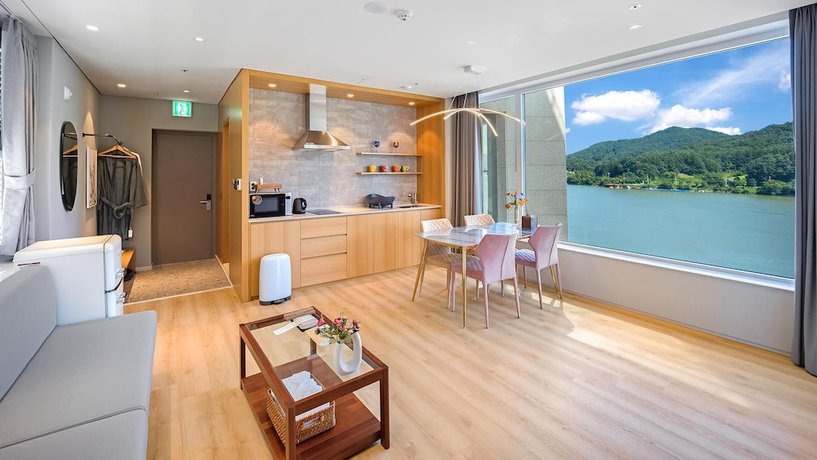 Imagen de la habitación del Hotel Gapyeong Laputa Resort. Foto 14