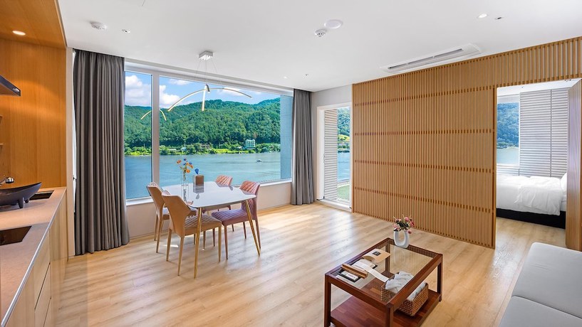 Imagen de la habitación del Hotel Gapyeong Laputa Resort. Foto 15