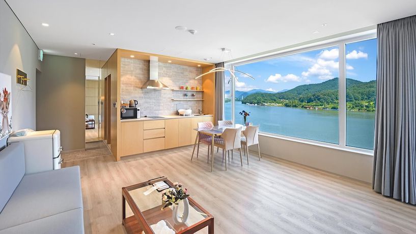 Imagen de la habitación del Hotel Gapyeong Laputa Resort. Foto 17