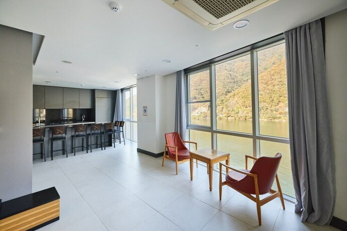 Imagen de la habitación del Hotel Gapyeong Puffinsbay Pension. Foto 4