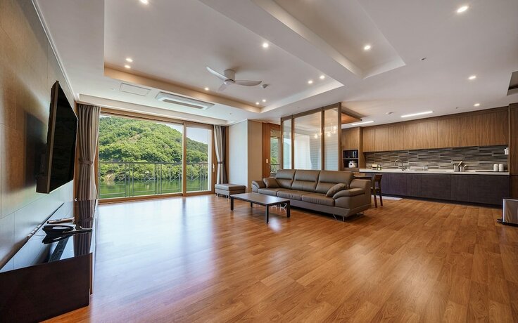 Imagen de la habitación del Hotel Gapyeong Riverville. Foto 11