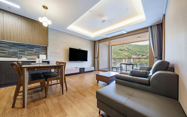Imagen de la habitación del Hotel Gapyeong Riverville. Foto 18