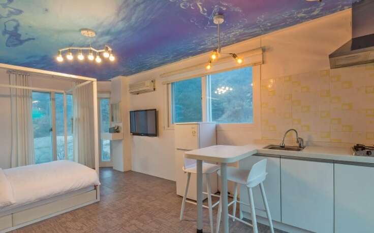 Imagen de la habitación del Hotel Gapyeong Roman Pension. Foto 18