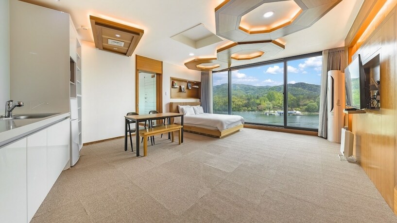 Imagen de la habitación del Hotel Gapyeong Rondavill Pension. Foto 12